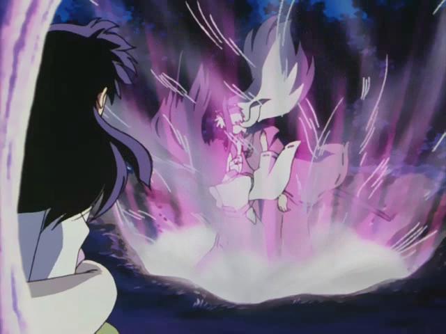 Otaku Gallery  / Anime e Manga / Inu-Yasha / Screen Shots / Episodi / 023 - La voce di Kagome e il bacio di Kikyo / 108.jpg